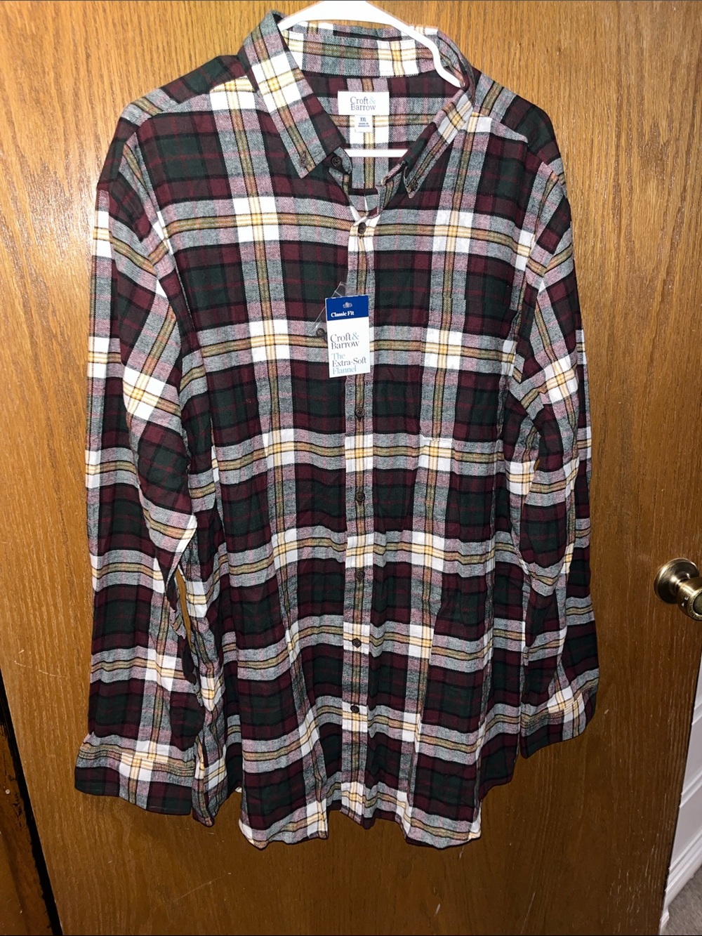 croft & barrow Men's Green and Burgundy Plaid Button-Down Shirt